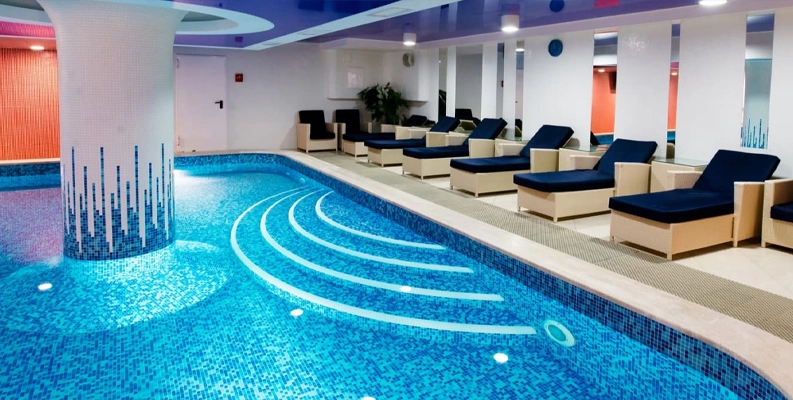 Well-maintained commercial pool highlighting preventive maintenance by Commercial Pool Kings.